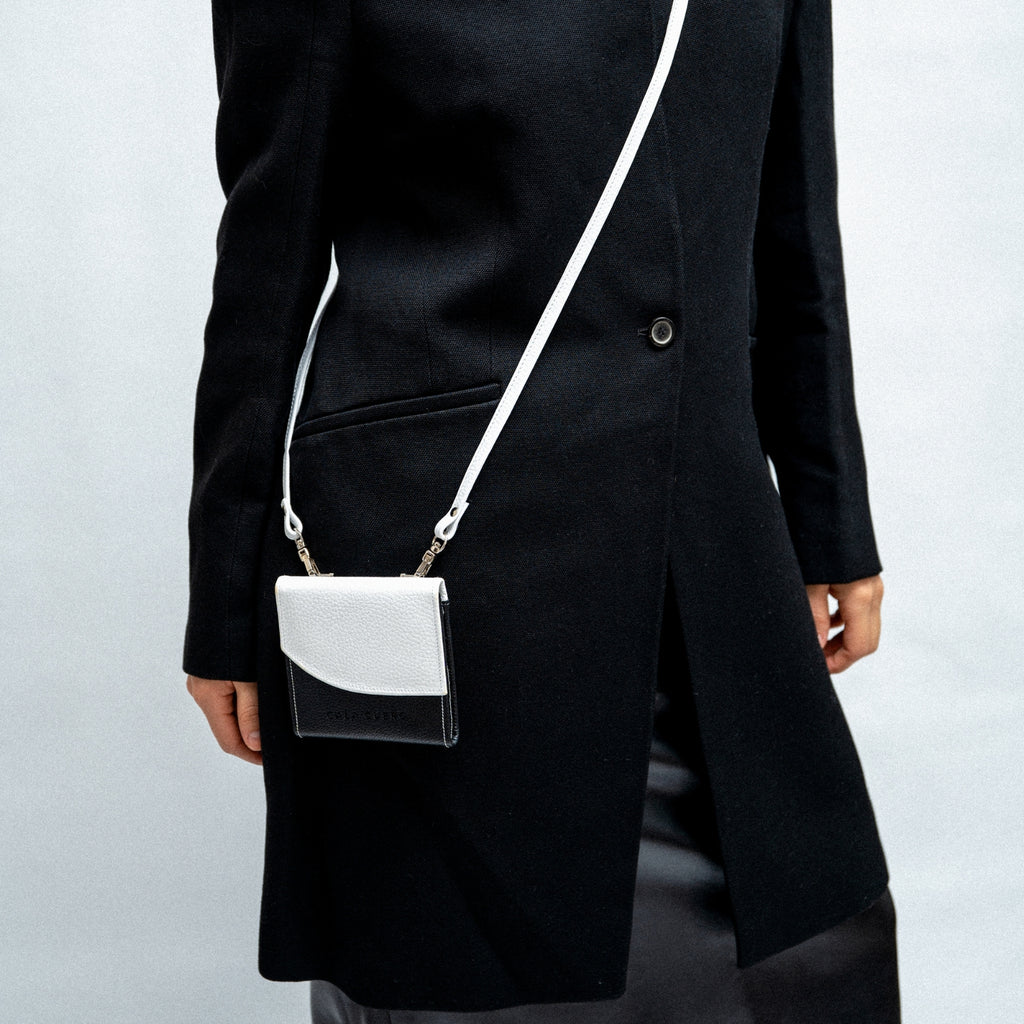 Ona Neck Card Holder Black &amp; White (005)