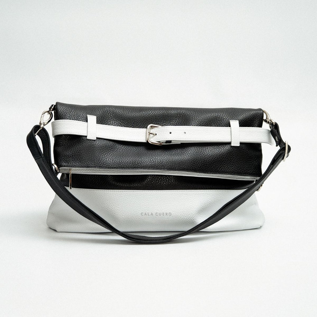 Levante Convertible Clutch Black & White (002)