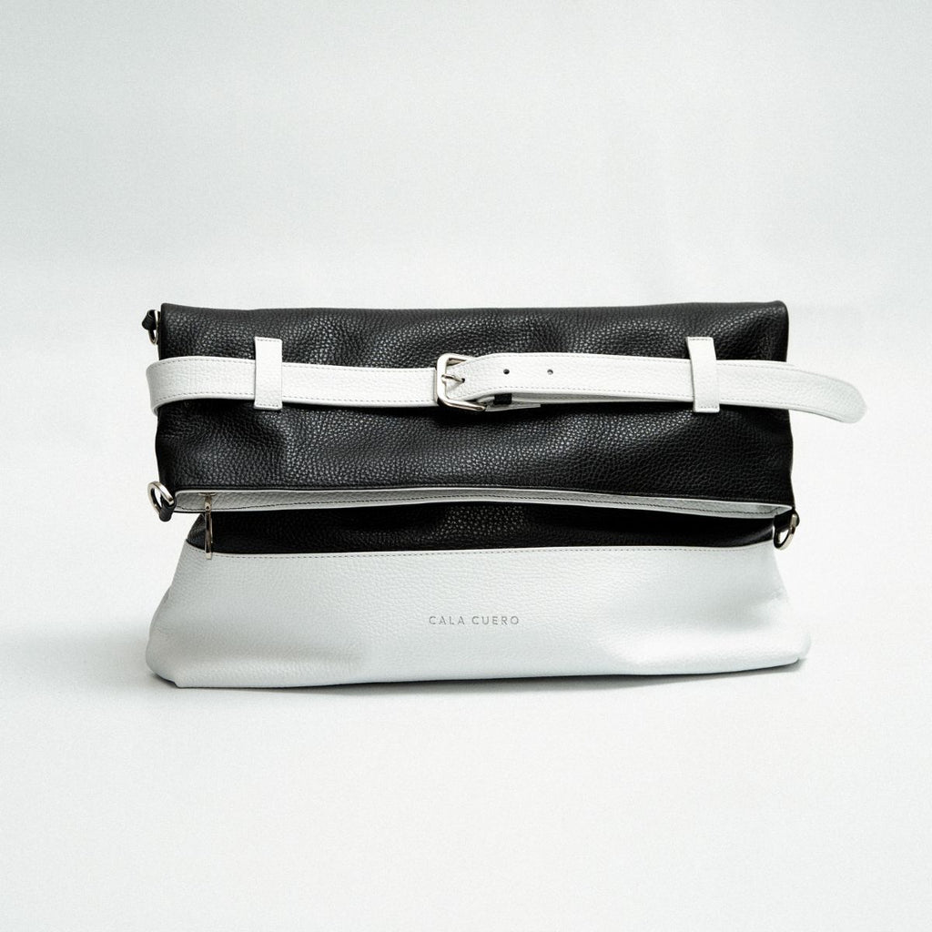 Levante Convertible Clutch Black & White (002)