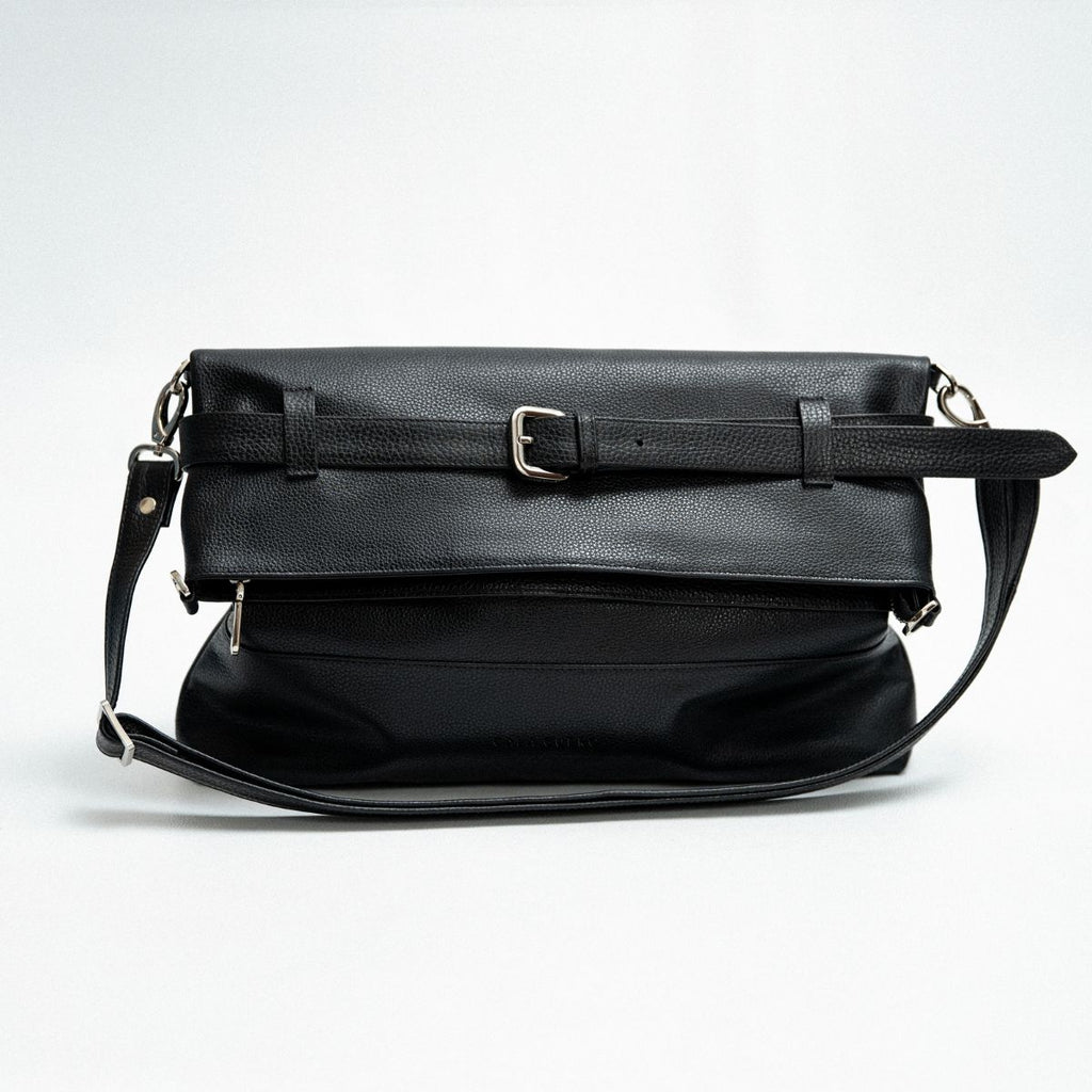 Levante Convertible Clutch Black (002)